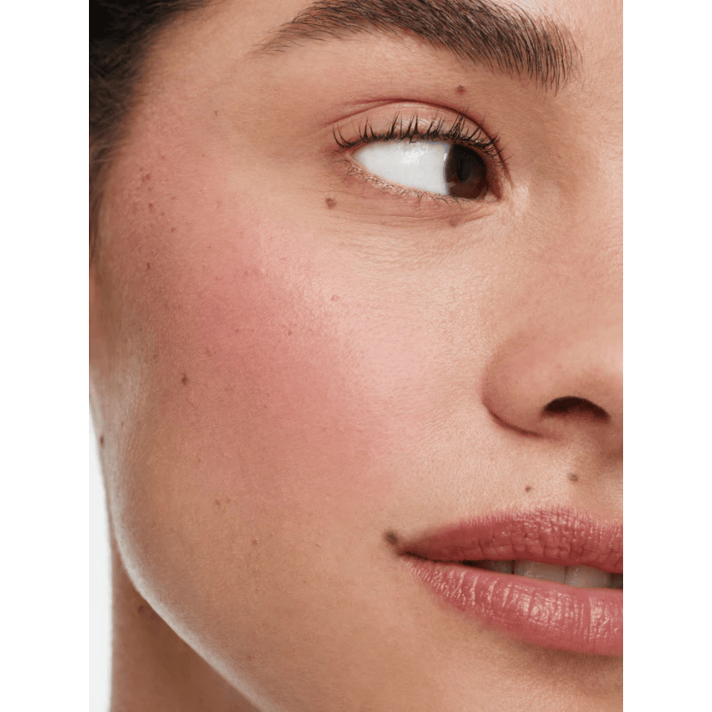 Alternate Image of Closer Soft Focus Blurring Blush