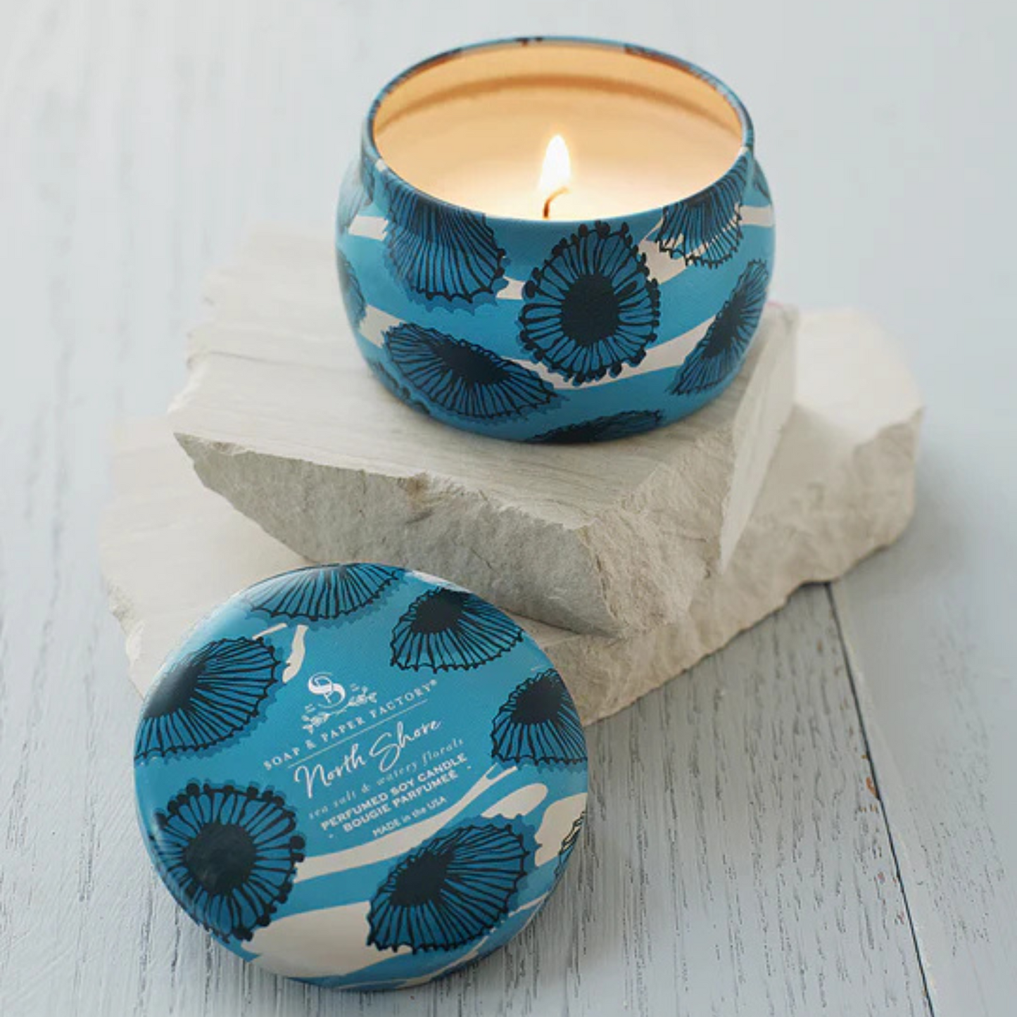 alternate image of soap and paper factory north shore 3oz candle