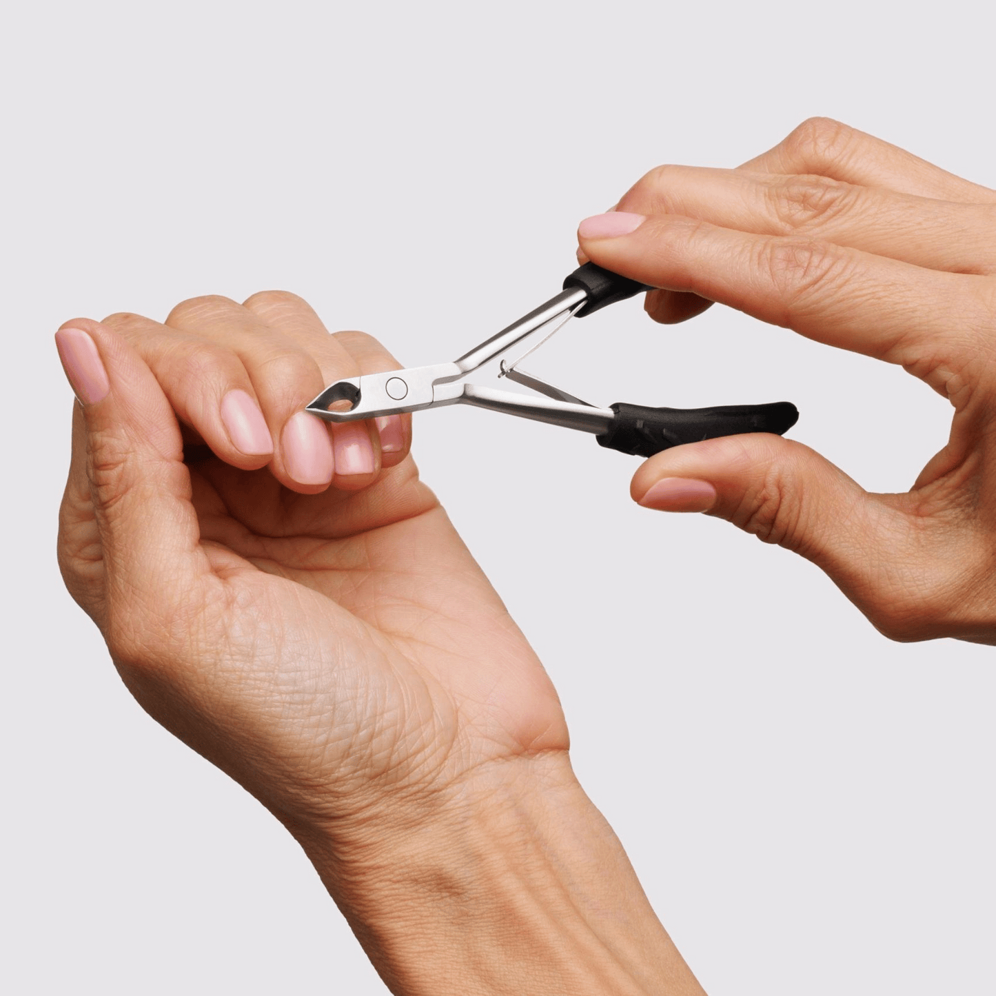 Alternate Image of Great Grip Cuticle Nipper