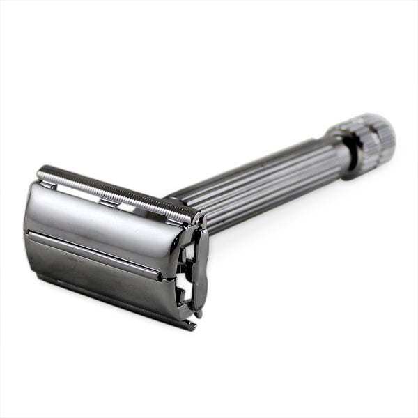 Primary image of Heavyweight Butterfly Razor (82R)
