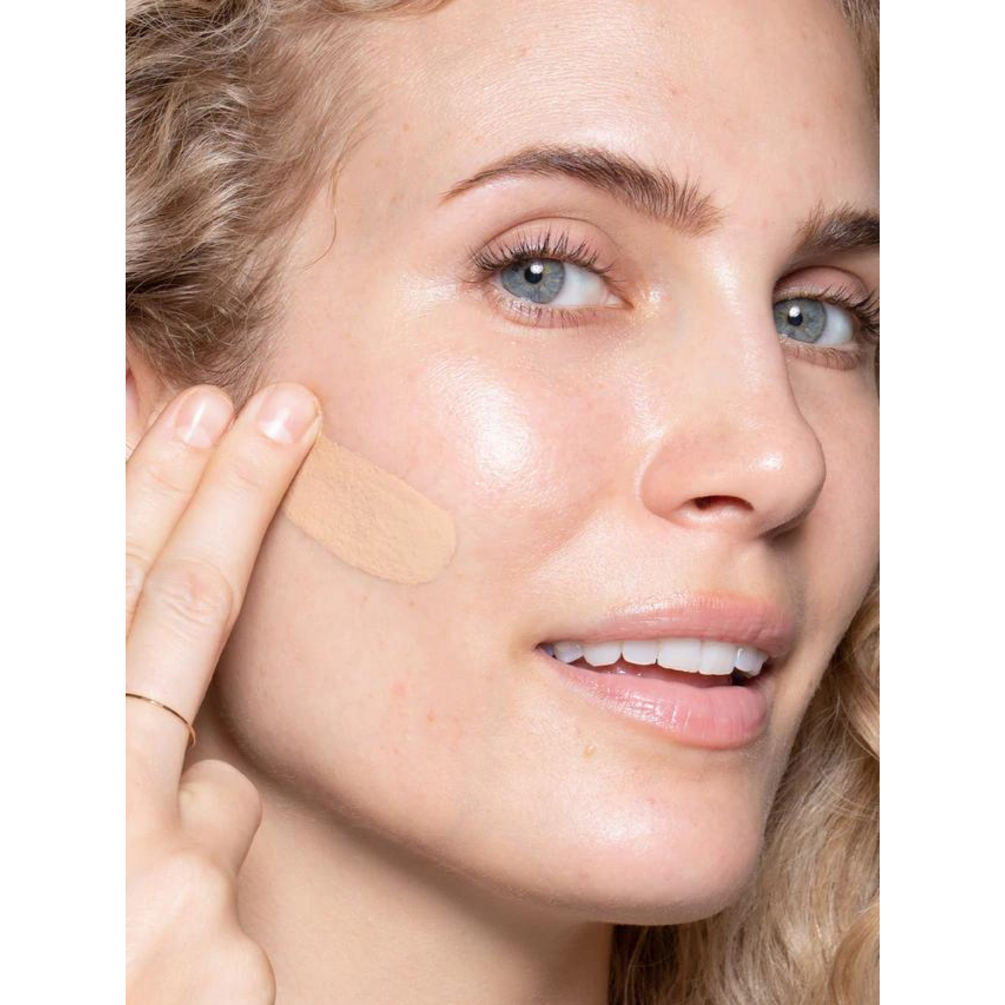 ILIA True Skin Serum Foundation - Molokai SF2.5 (1 fl oz) #10084845