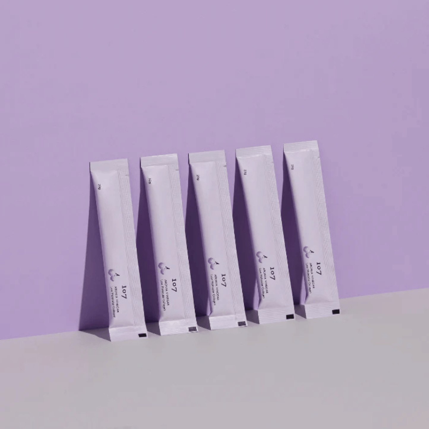 Alternate Image of ARONIA VINEGAR Low Molecular Collagen, collagen jelly stick in purple packaging