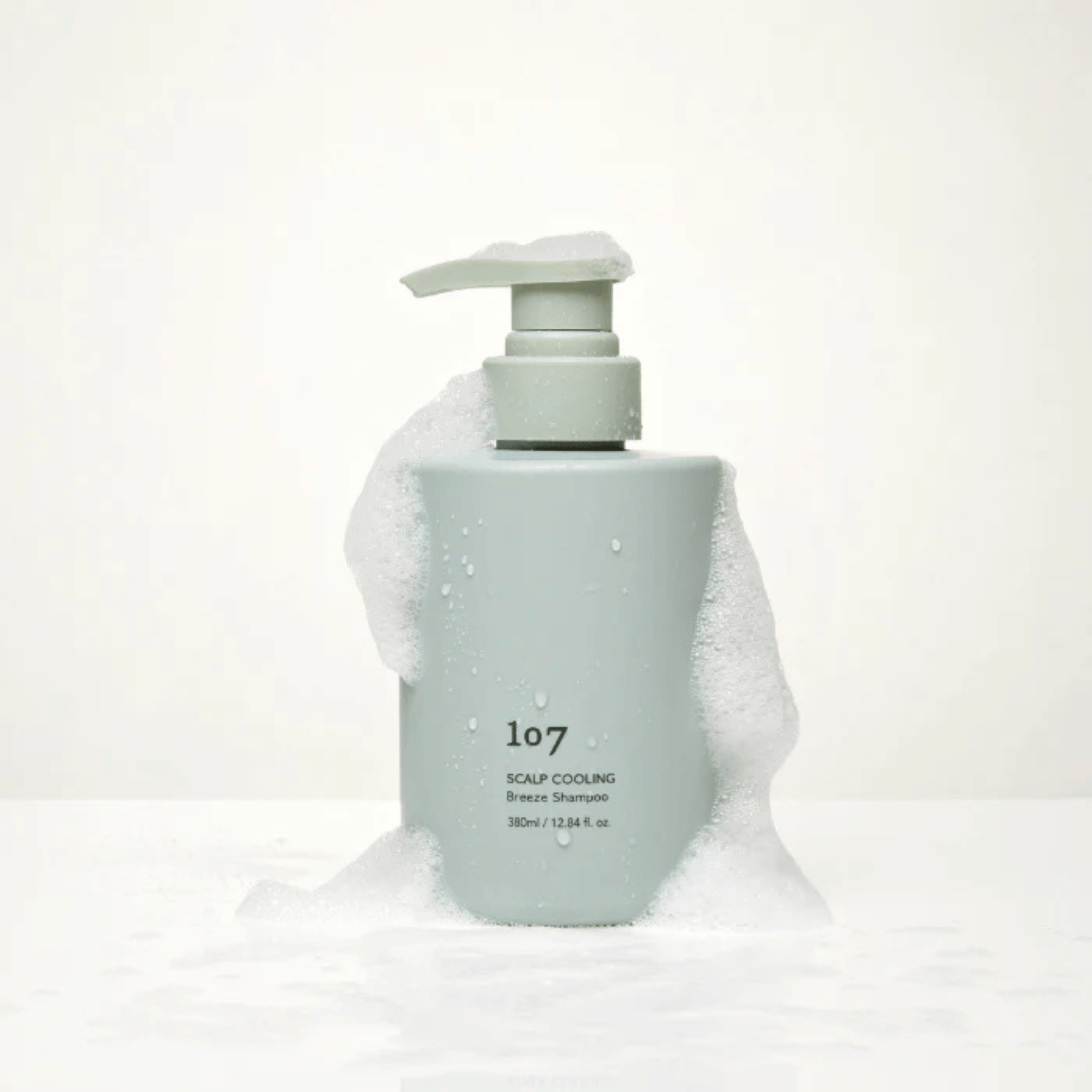 Alternate Image of SCALP COOLING Breeze Shampoo, light green pump top bottle