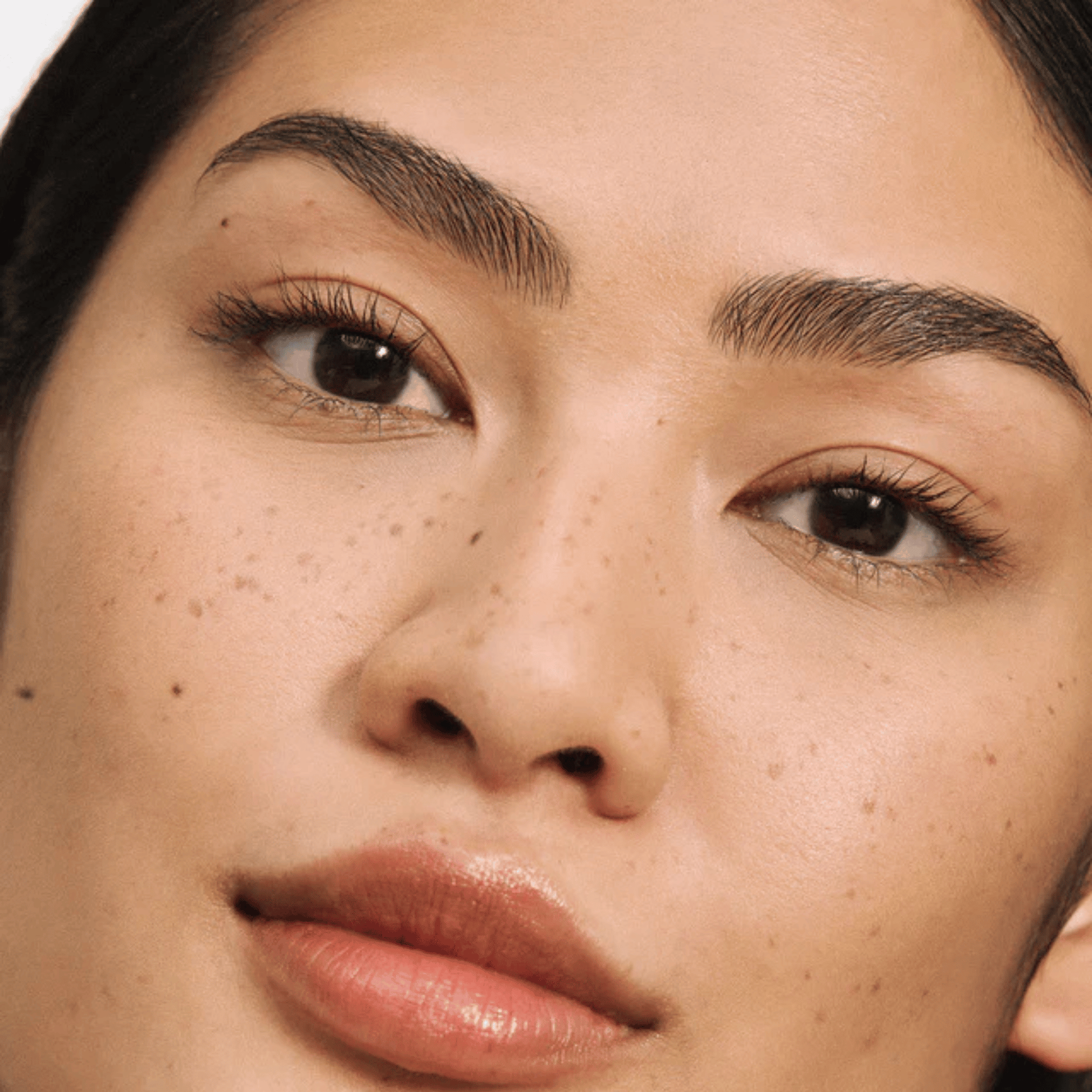 Alternate image of model wearing ILIA 12O Gauze Skin Blur Serum Concealer