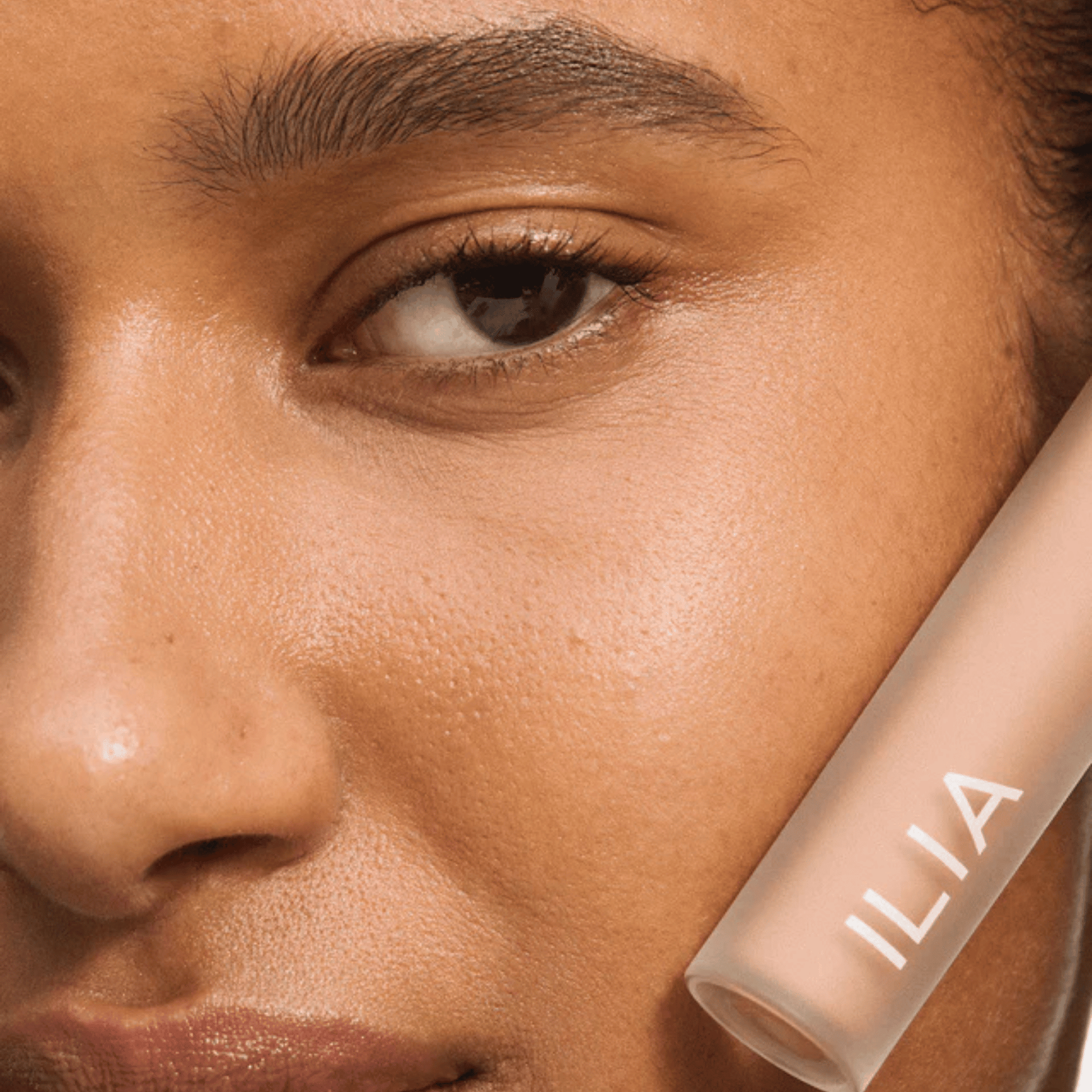Alternate image of model wearing ILIA 22C Taffeta Skin Blur Serum Concealer