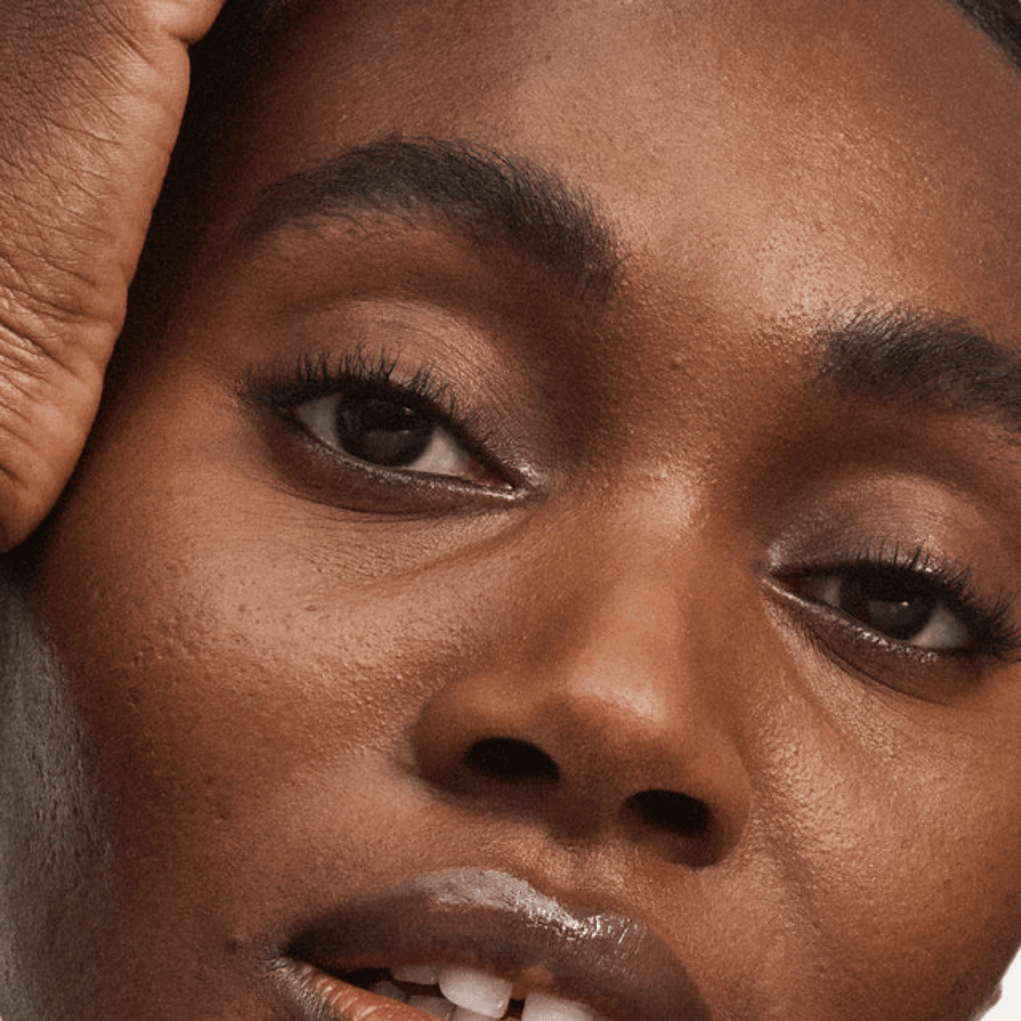 Alternate image of model wearing ILIA 29N Eyelet Skin Blur Serum Concealer