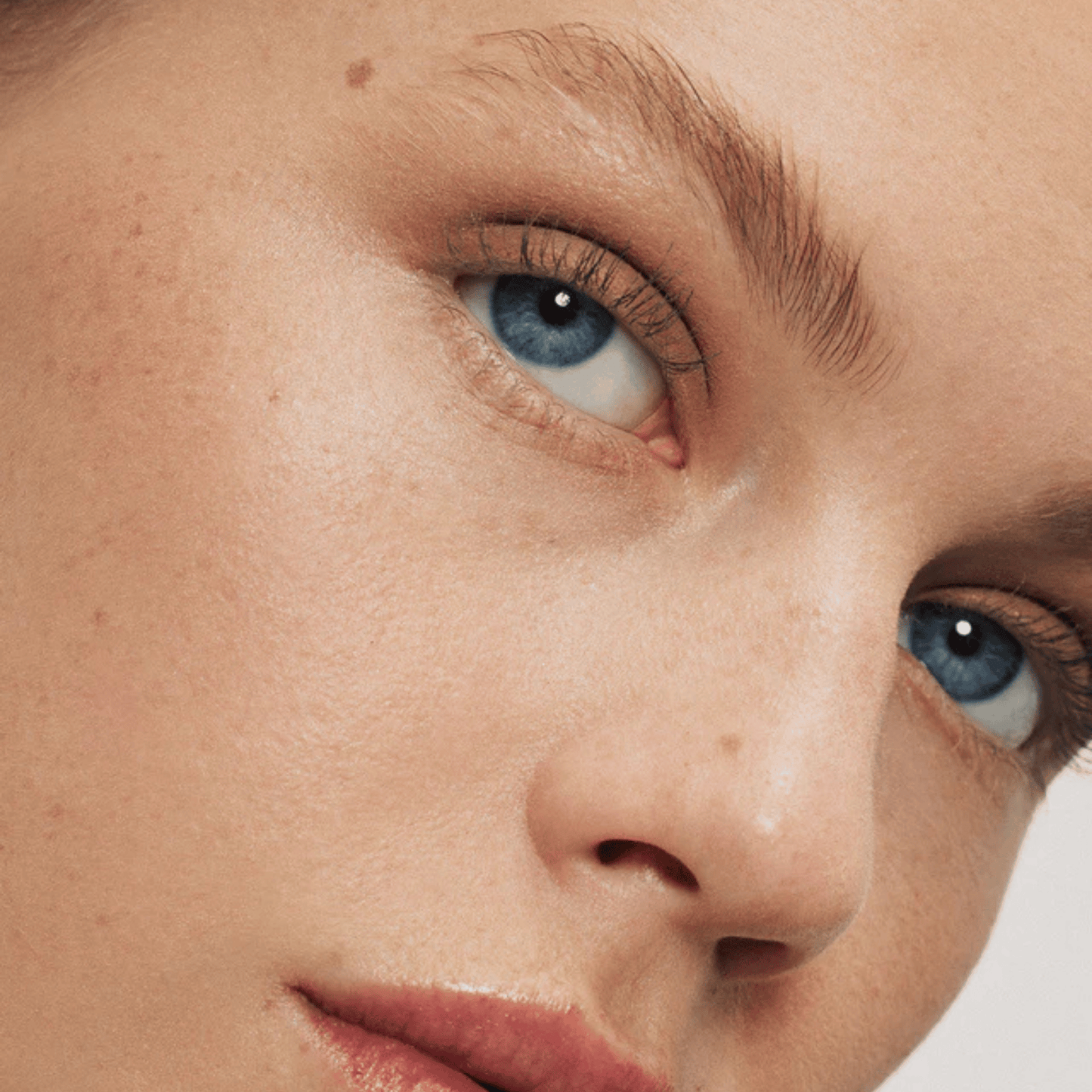 Alternate image of model wearing ILIA Flax Stylus Shadow Stick