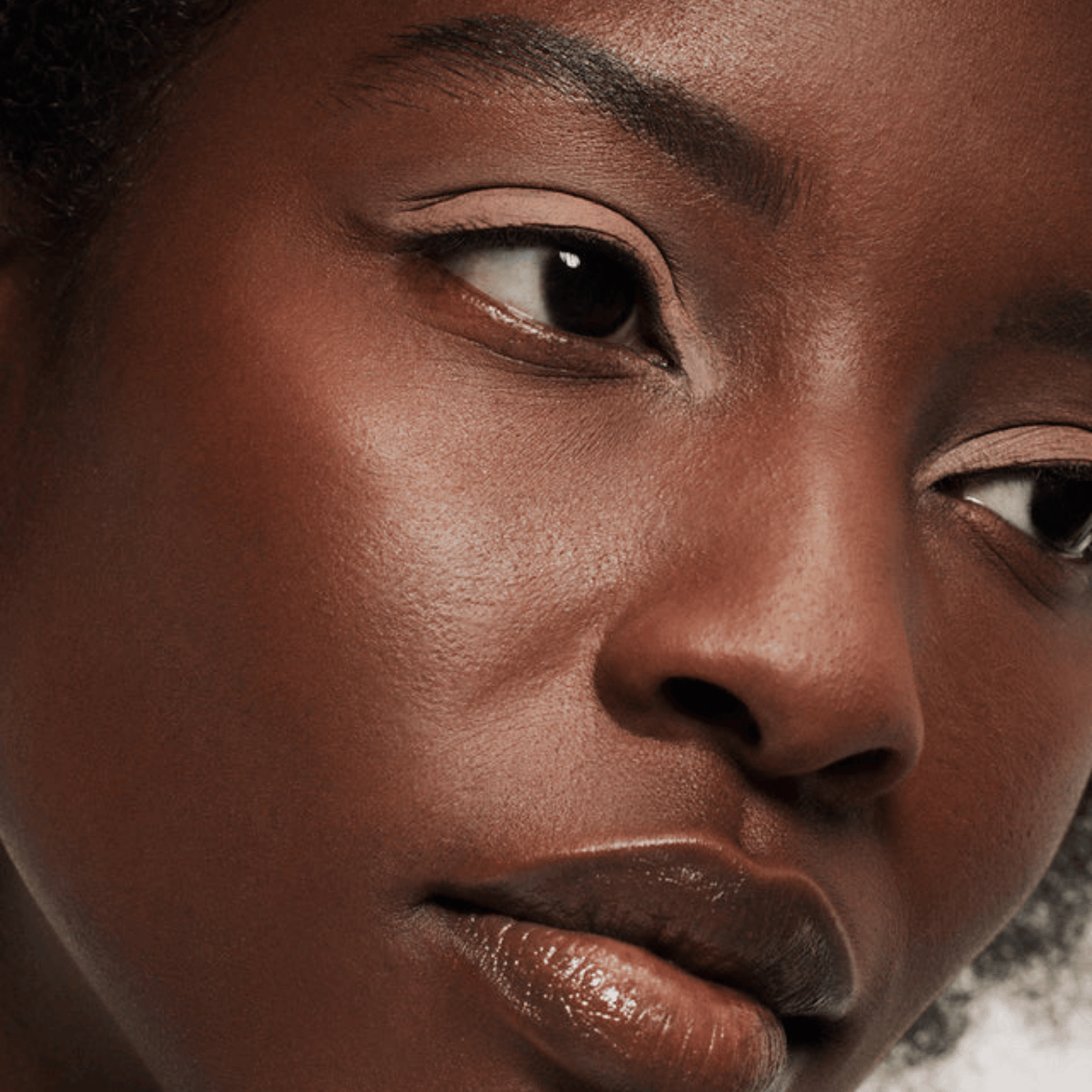 Alternate image of model wearing ILIA Nectar Stylus Shadow Stick