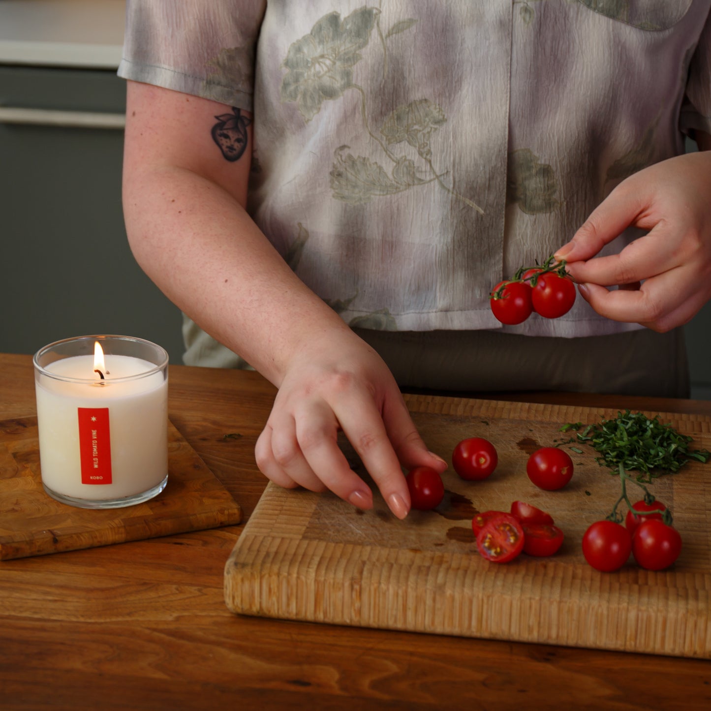 Alternate Image of Wild Tomato Vine Plant the Box Candle