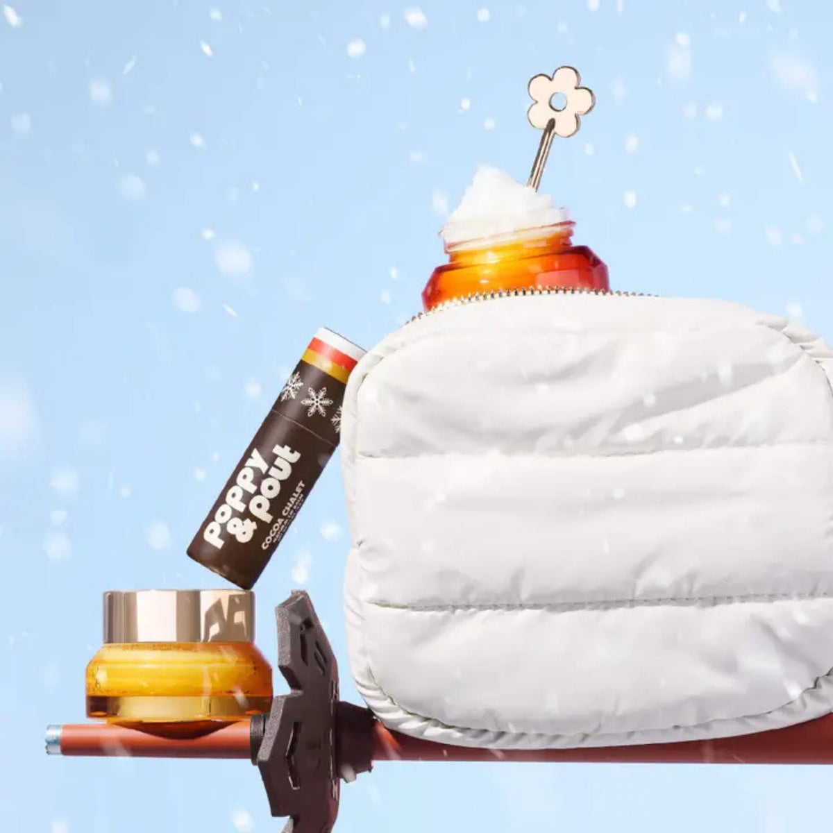 Alternate image of Poppy & Pout Cocoa Chalet Puffer Bag Gift Set
