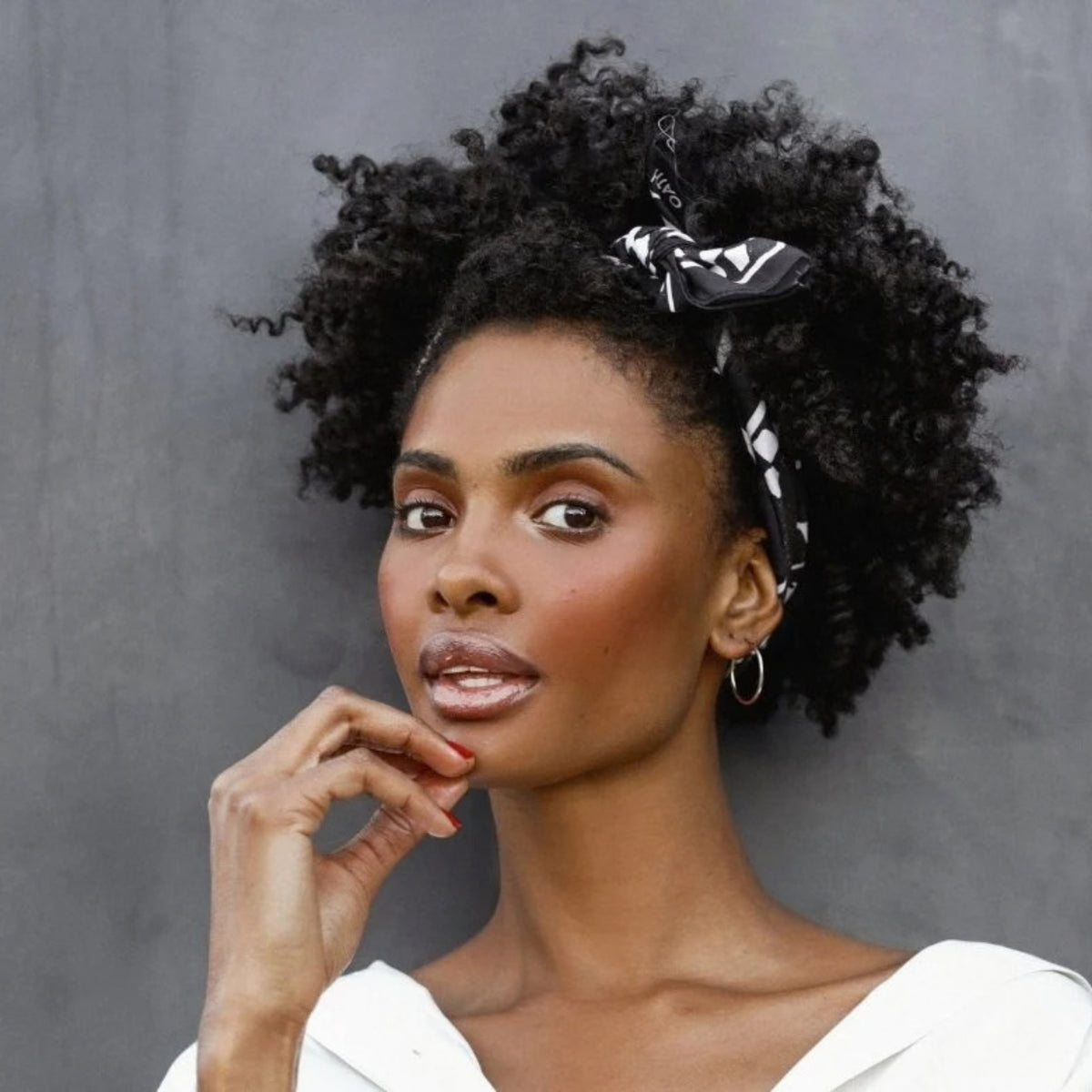 Alternate image of REVERIE Rake Styling Balm model styling it