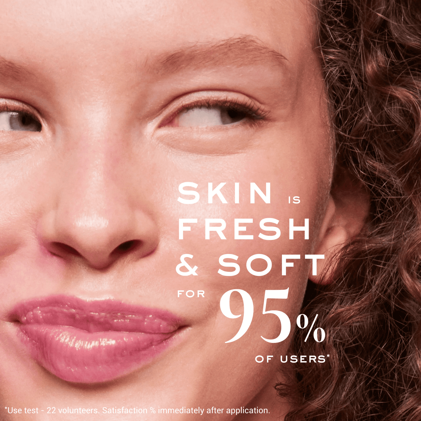 Model image of NUXE Very Rose Cleansing Foam