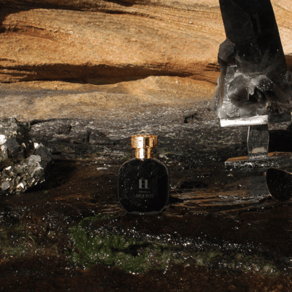 Alternate Image El EDP, black perfume bottle with gold cap