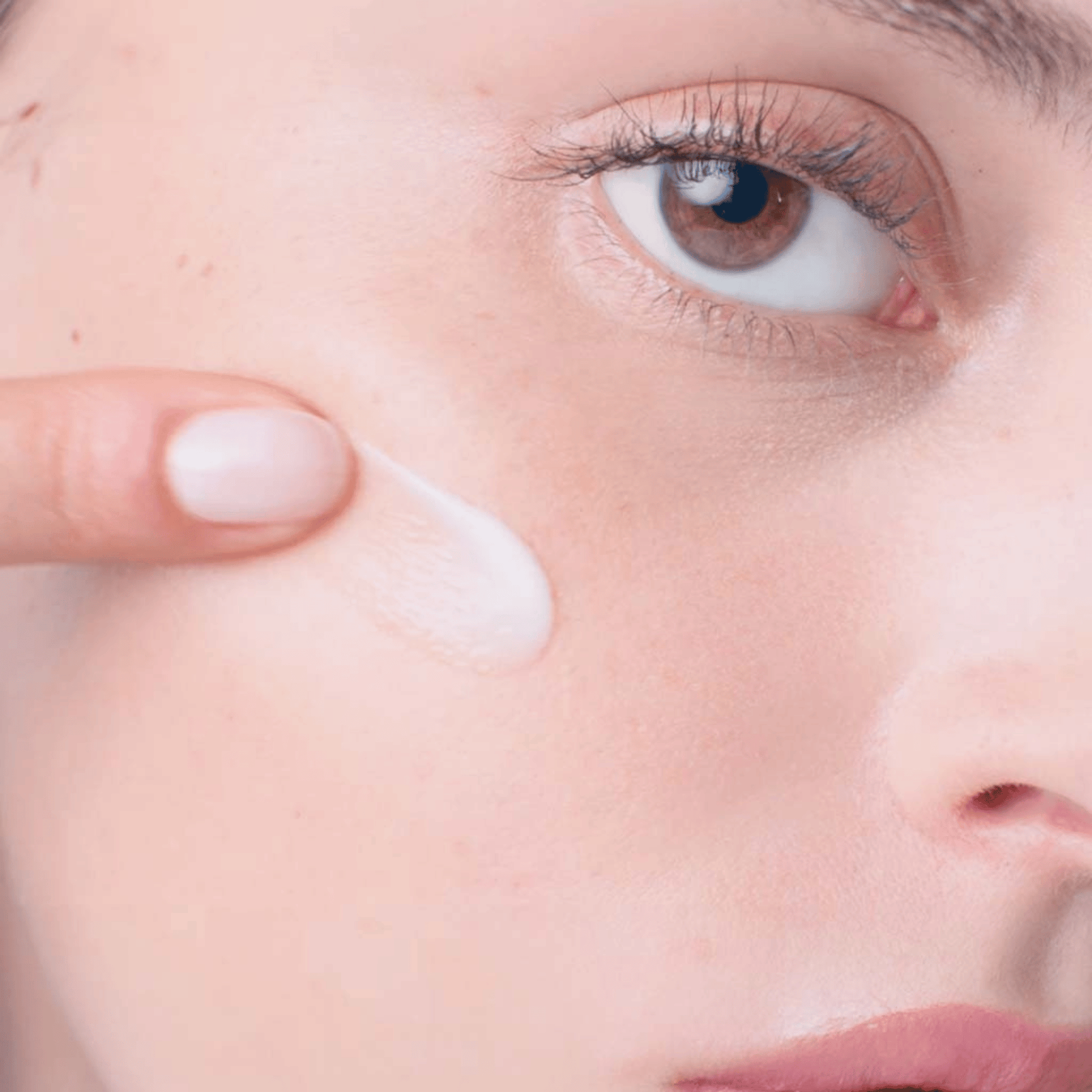 Alternate Image of Hydrabio Light Cream, cream texture