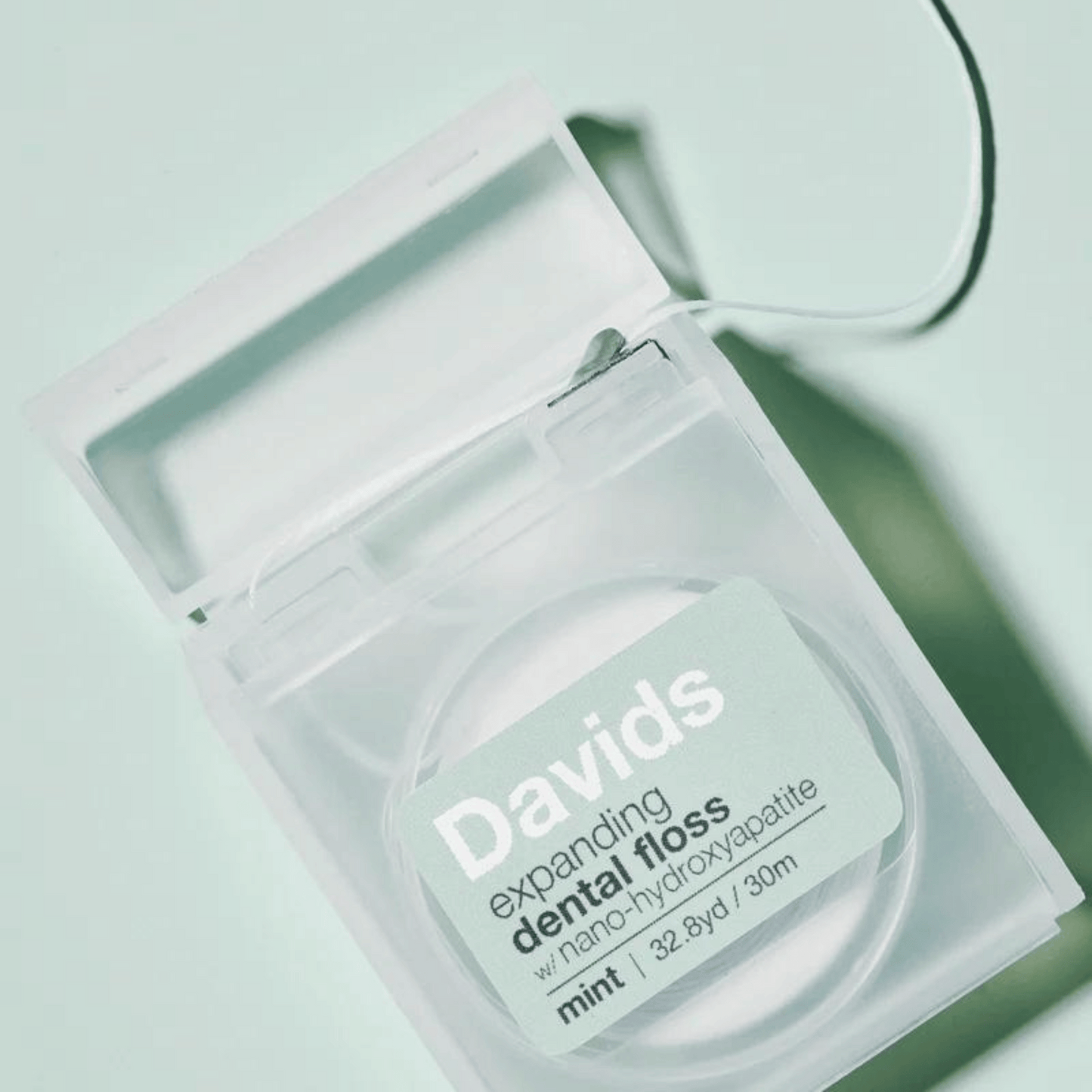 Alternate Image of Expanding Dental Floss System with Refill