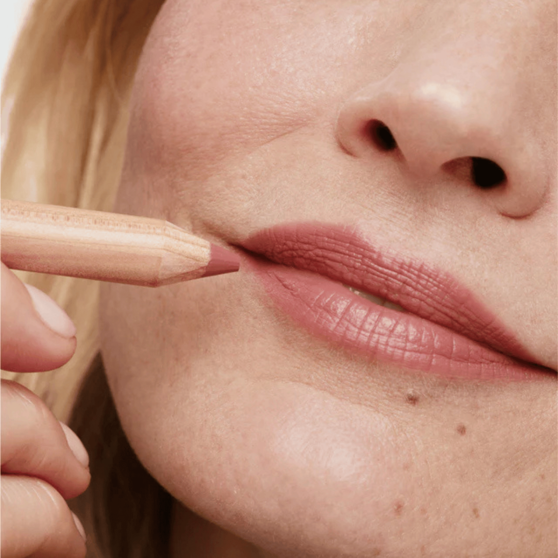 Alternate Image of Deco Lip Sketch Hydrating Crayon