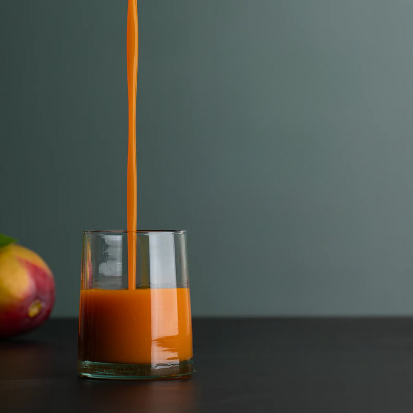 alternate image of new chapter orange mango liquid multivitamin 30oz 