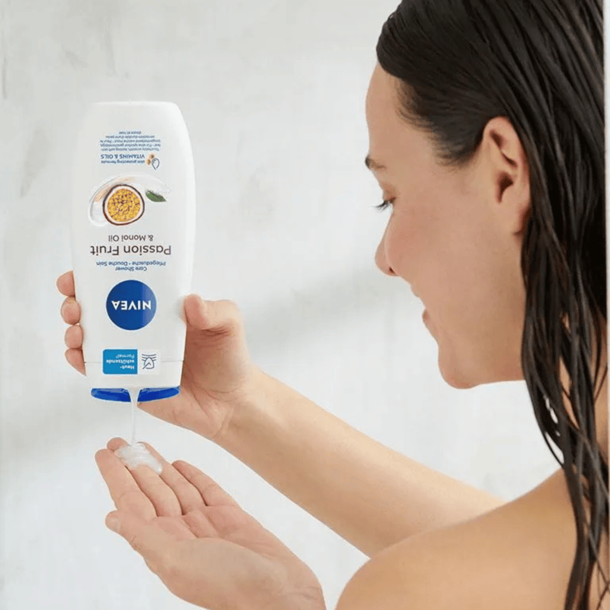 Alternate  Image of Passion Fruit & Monoi Oil Nourishing Shower Gel