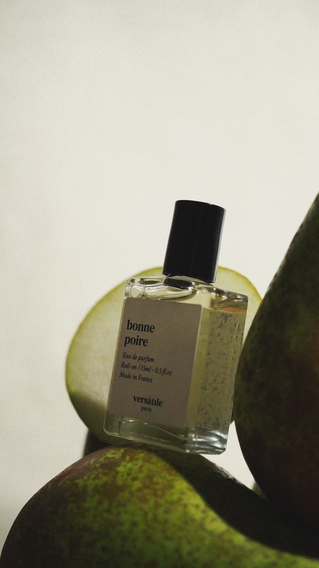 Primary Video of Versatile Paris Good Pear Eau de Parfum (15 ml)