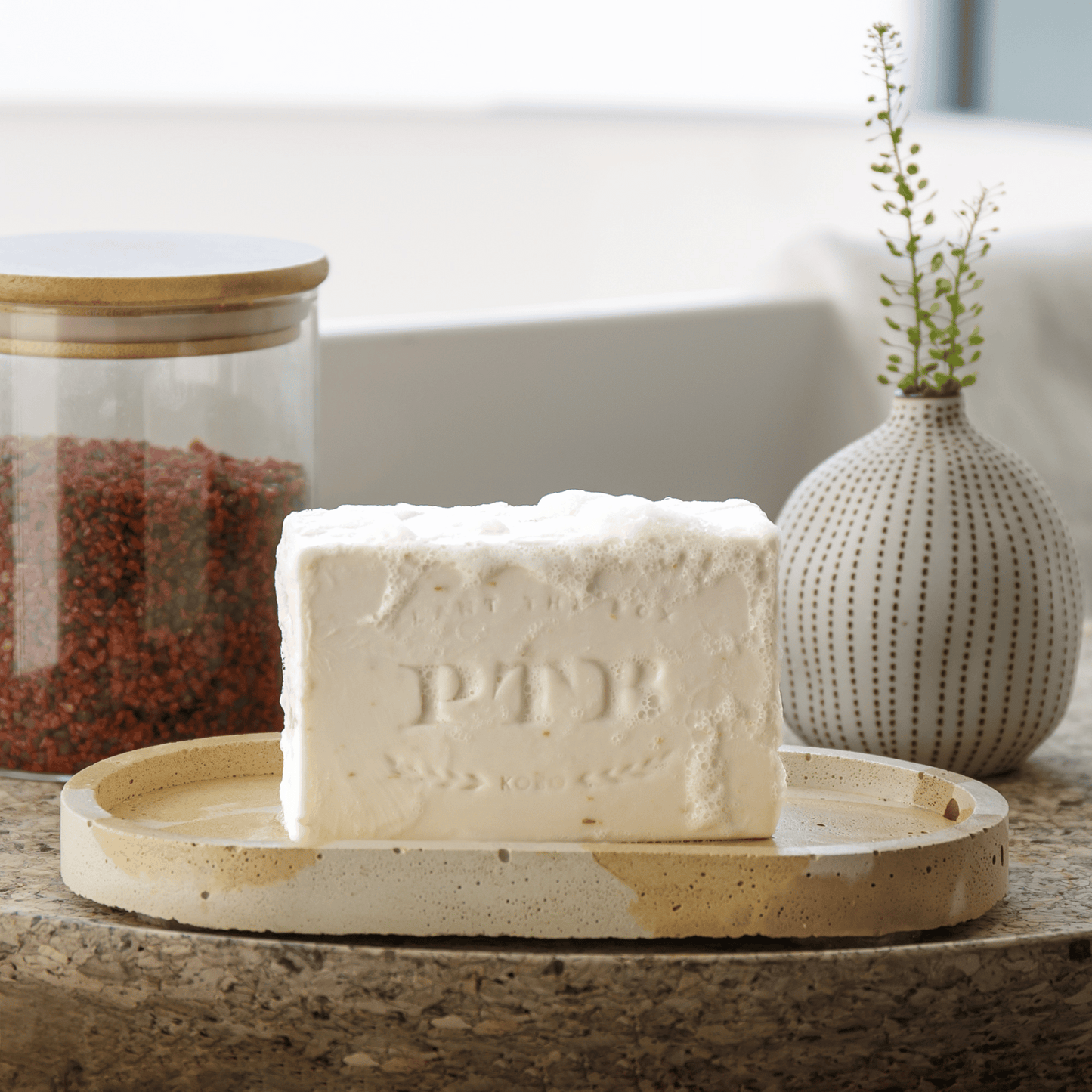 Alternate Image of Wild Tomato Vine Plant The Box Soap