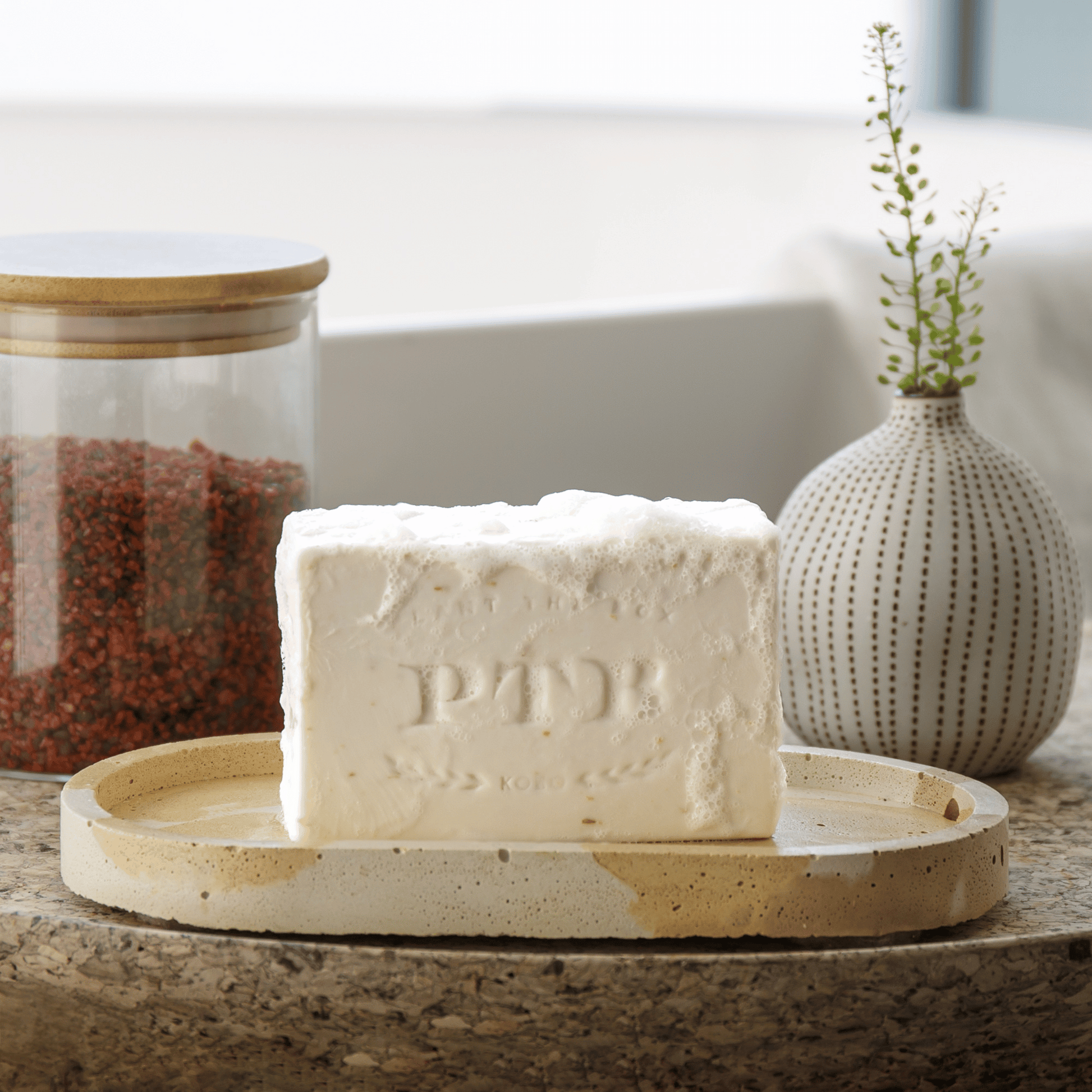 Alternate Image of Wild Tomato Vine Plant The Box Soap