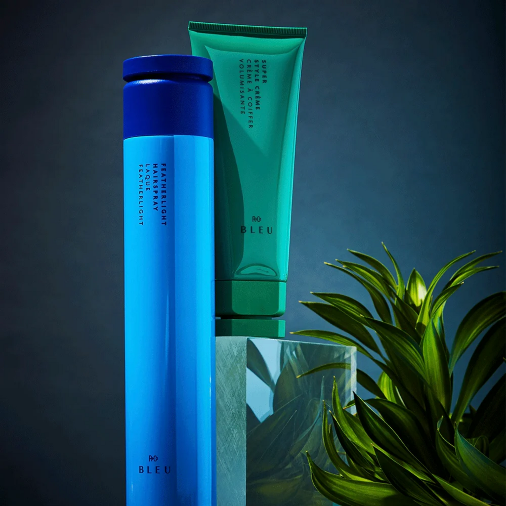 Alternate Image of R+Co BLEU Featherlight Hairspray (8.3 oz)