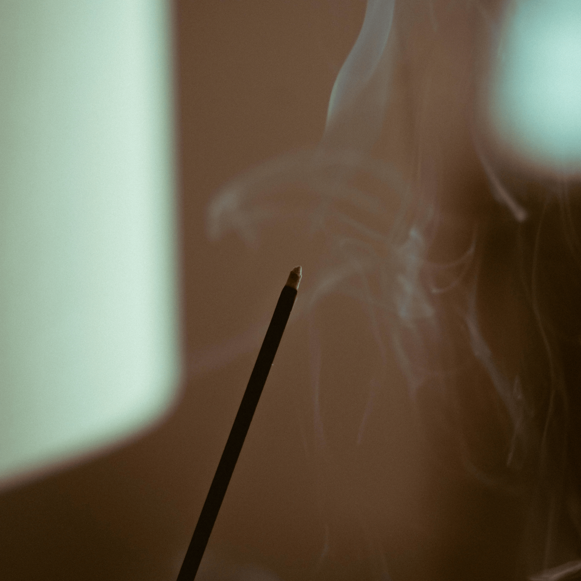 Alternate Image of Ruiz Atelier Incense