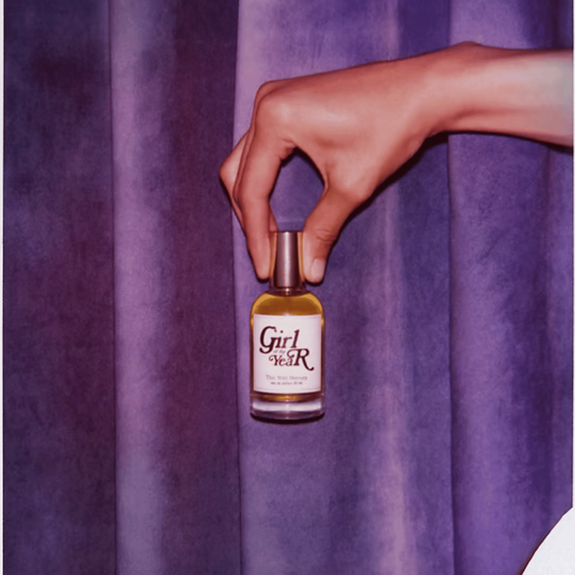 Alternate Image of Girl of the Year EDP, perfume bottle with model