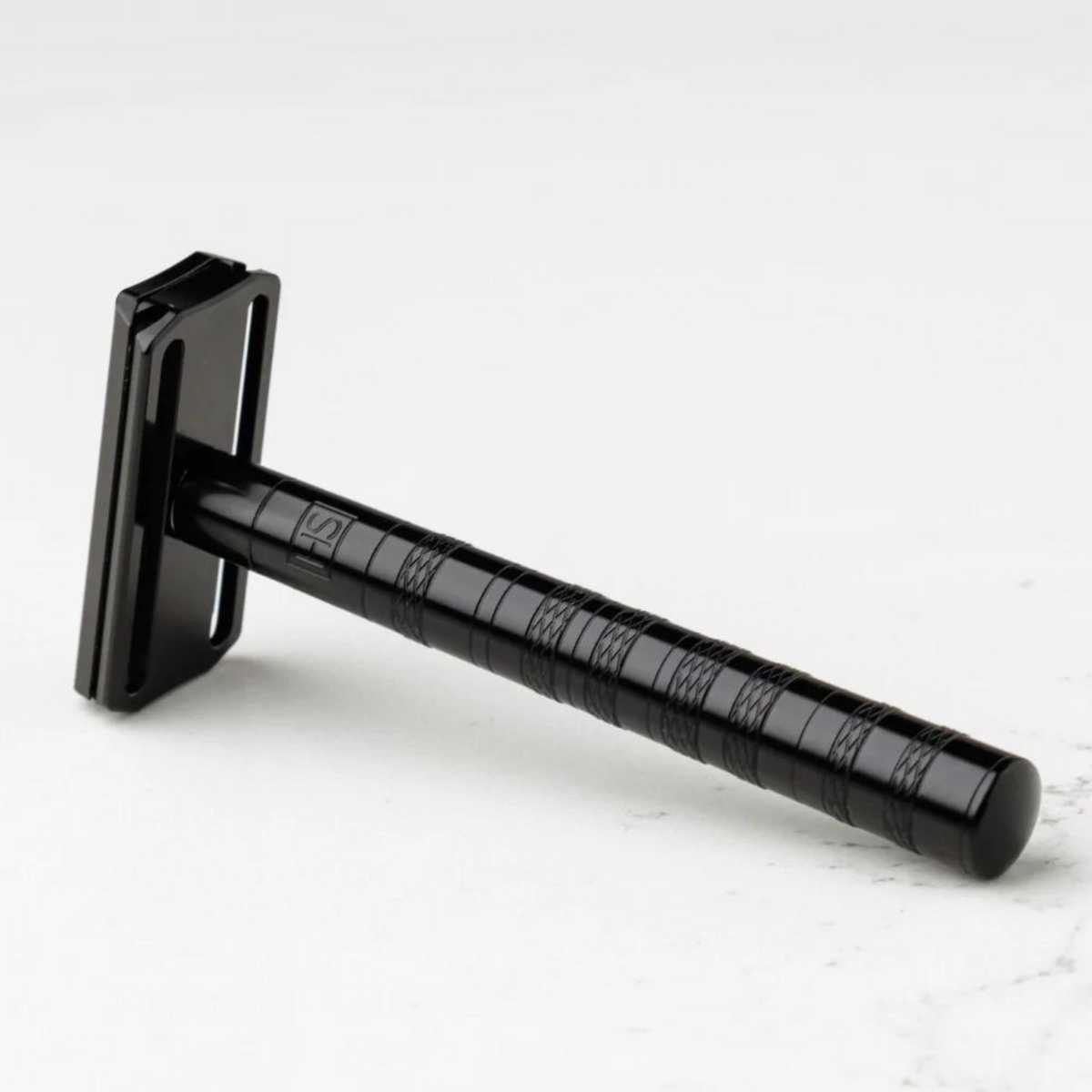 Henson Shaving Jet Black Razor (AL13-MILD) – Smallflower Henson Shaving Jet Black Razor (AL13-MILD) – Smallflower