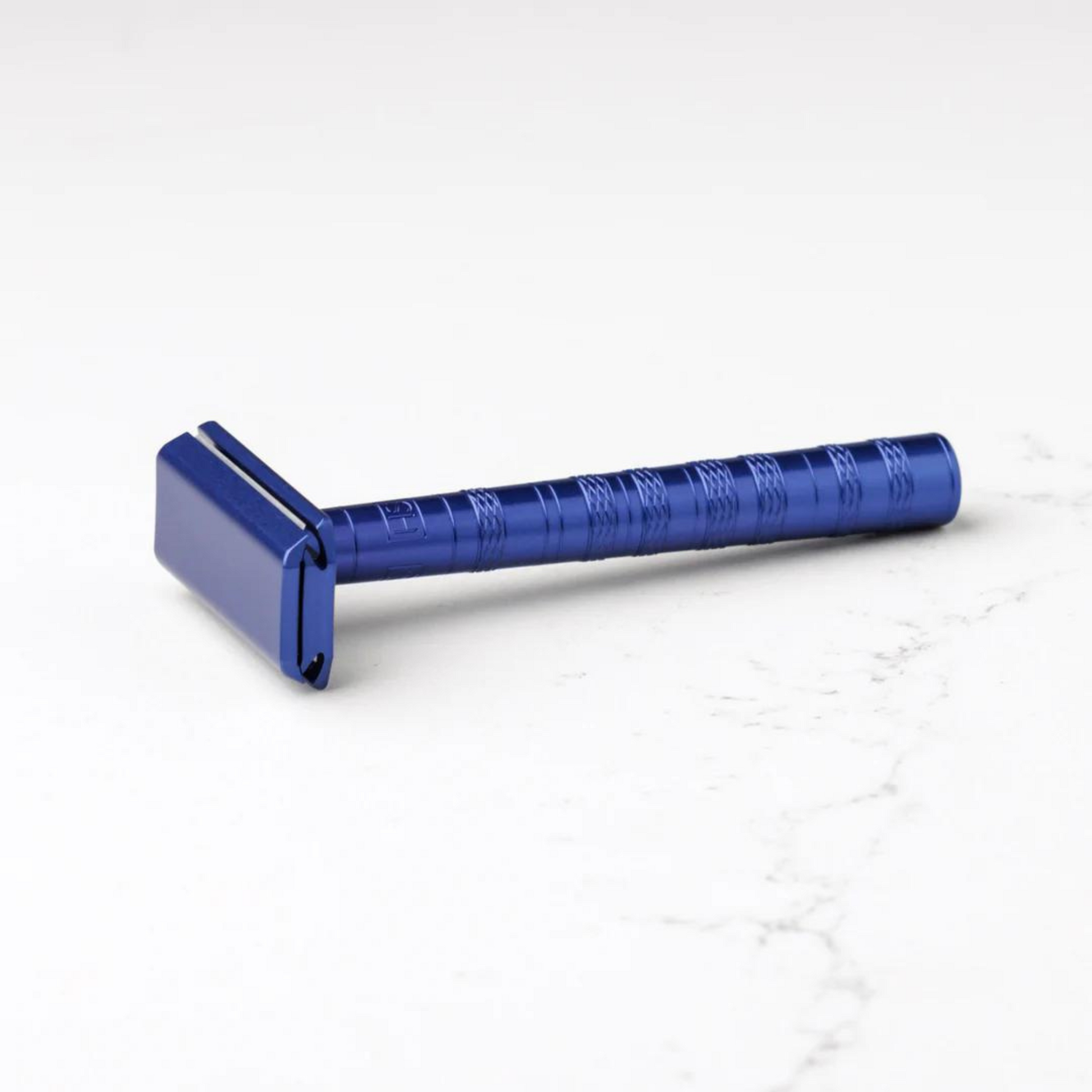 Henson Shaving Steel Blue Razor (AL13-MILD) – Smallflower Henson Shaving Steel Blue Razor (AL13-MILD) – Smallflower