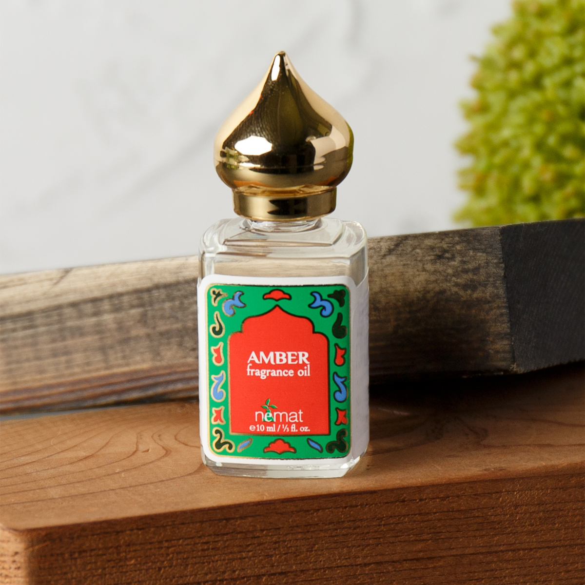 KG's Amber Oil Scent · GLW