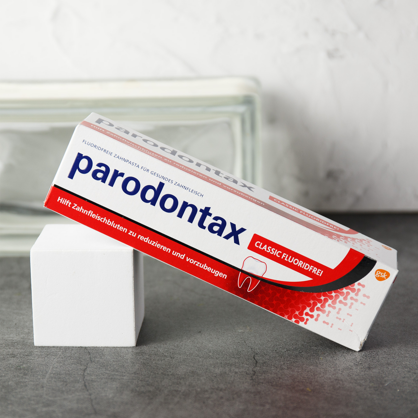 Alternate Image of Parodontax Herbal Toothpaste
